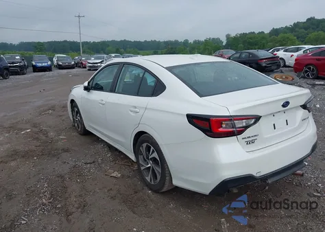 2024 Subaru Legacy Premium z USA, uszkodzony, nr VIN 4S3BWAD65R3029128